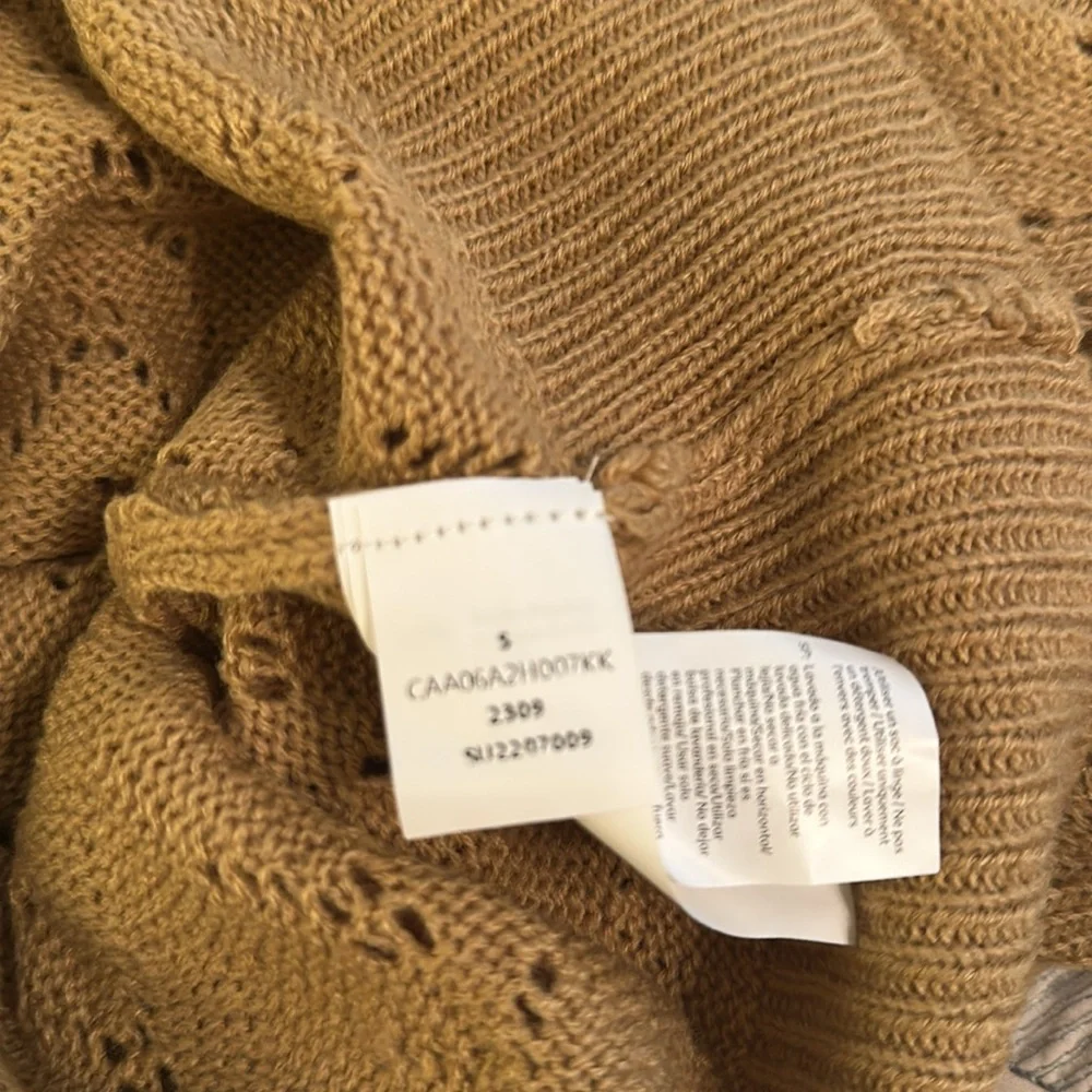 NWOT Cupshe deep v neck sweater size small - Picture 4 of 7